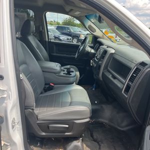 2019 RAM 1500 CLASSIC TRADESMAN — фото 33