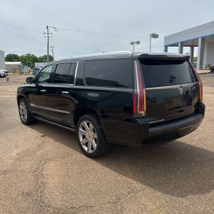 Cadillac Escalade ESV Premium - 5