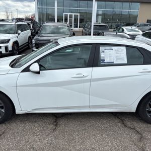 HYUNDAI ELANTRA SEL - 4