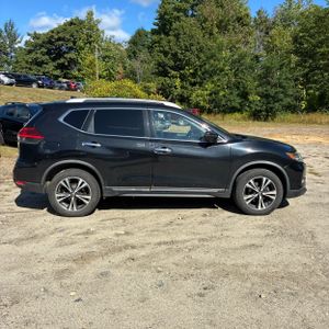 2017 Nissan ROGUE SL 照片 10
