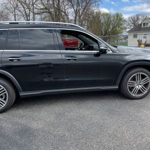 MERCEDES-BENZ GLS - 9