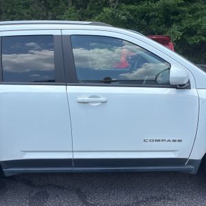 2016 JEEP COMPASS LATITUDE — фото 9