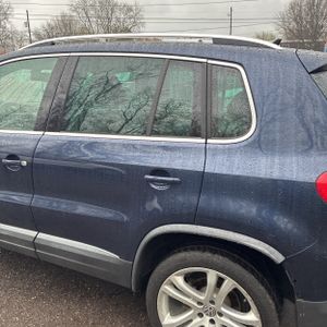 VOLKSWAGEN TIGUAN LE - 6