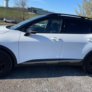 KIA SPORTAGE X-PRO - 4