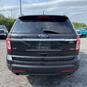 FORD EXPLORER XLT - 7