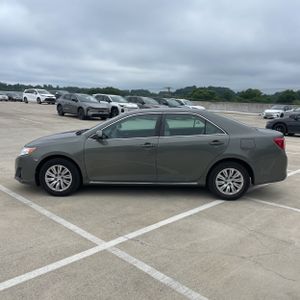 صورة 3 لـ 2012 Toyota CAMRY LE