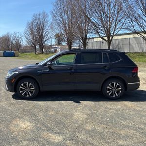 VOLKSWAGEN TIGUAN S 4MOTION - 3