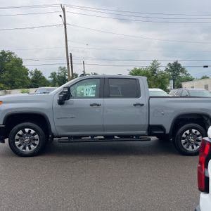2024 Chevrolet SILVERADO 2500HD CUSTOM — фото 3