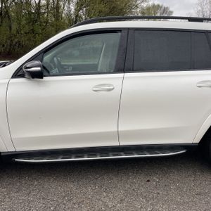 MERCEDES-BENZ GLS - 4
