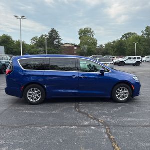 صورة 10 لـ 2021 Chrysler PACIFICA TOURING L