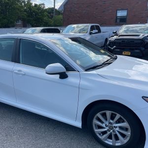 2021 Toyota CAMRY LE thumbnail 13