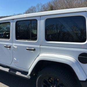 JEEP WRANGLER 4XE UNLIMITED SAHARA 4X4 - 6