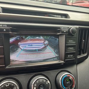 2017 Toyota RAV4 LE — фото 38