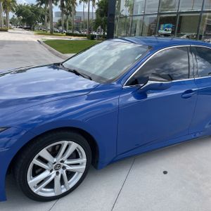 LEXUS IS 300 BASE - 2