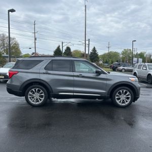 FORD EXPLORER XLT - 10