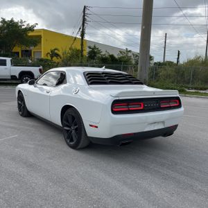 DODGE CHALLENGER R/T - 5