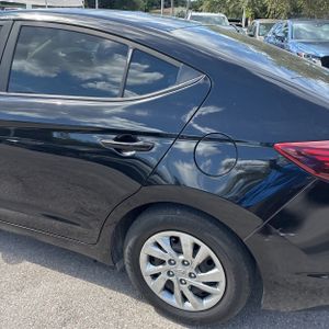 2019 Hyundai ELANTRA SE — фото 6