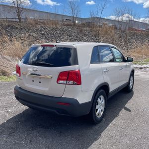 KIA SORENTO BASE - 8