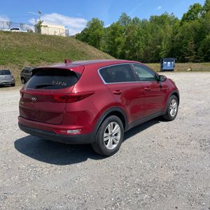 KIA SPORTAGE LX - 8
