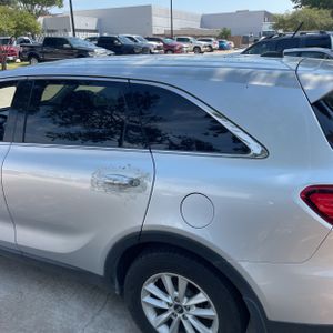 2019 KIA SORENTO L — фото 4