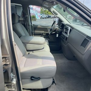 2008 Dodge RAM 3500 SLT — миниатюра 32