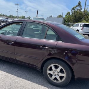 HYUNDAI SONATA GLS V6 - 6