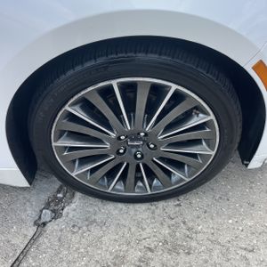 صورة مصغرة 20 لـ 2016 Lincoln MKZ BASE