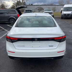 HONDA ACCORD HYBRID TOURING - 7