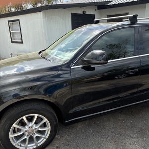 AUDI Q5 PREMIUM PLUS - 2