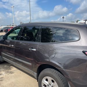 صورة 6 لـ 2017 Chevrolet TRAVERSE LS