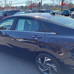 HYUNDAI ELANTRA LIMITED - 6