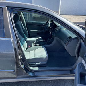 2005 Honda ACCORD LX — миниатюра 32