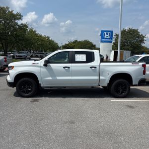 2024 Chevrolet SILVERADO 1500 LT TRAIL BOSS — фото 3