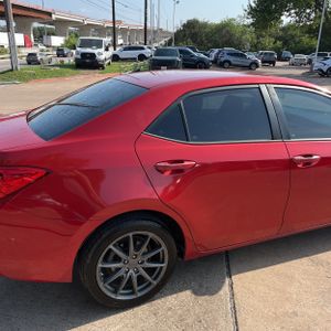 2017 Toyota COROLLA SE 照片 9