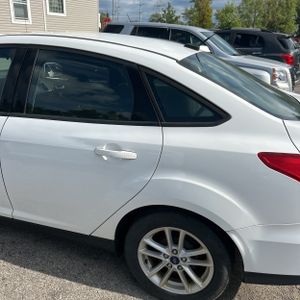 صورة 6 لـ 2017 FORD FOCUS SE