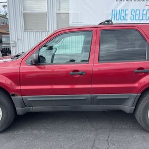FORD ESCAPE XLT - 4