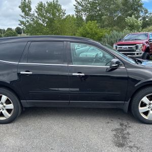 2017 Chevrolet TRAVERSE LT thumbnail 11