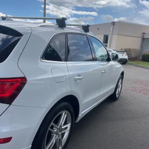 AUDI Q5 2.0T PREMIUM - 9