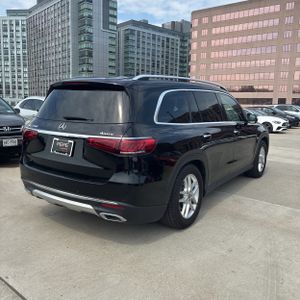 MERCEDES-BENZ GLS - 8