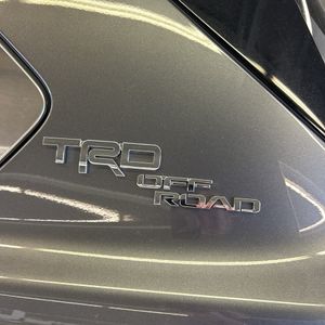 صورة مصغرة 23 لـ 2026 Toyota SEQUOIA SR5