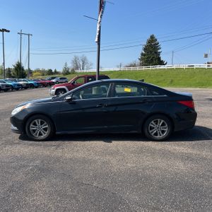 HYUNDAI SONATA GLS - 3