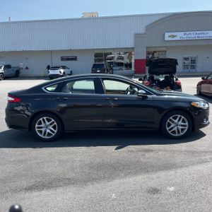 صورة 10 لـ 2013 FORD FUSION SE