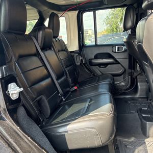 صورة 34 لـ 2018 JEEP WRANGLER UNLIMITED SAHARA