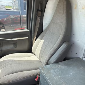 2017 Chevrolet EXPRESS 2500 thumbnail 90