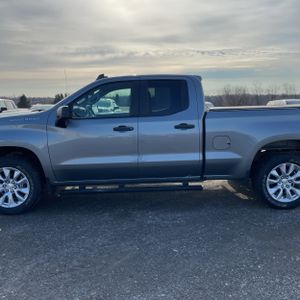 CHEVROLET SILVERADO 1500 CUSTOM - 4