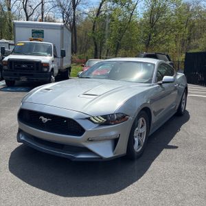FORD MUSTANG ECOBOOST - 1