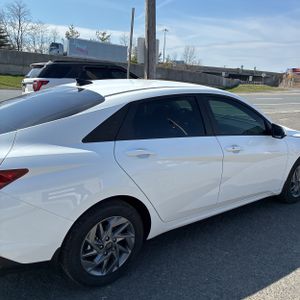 HYUNDAI ELANTRA HYBRID BLUE - 9