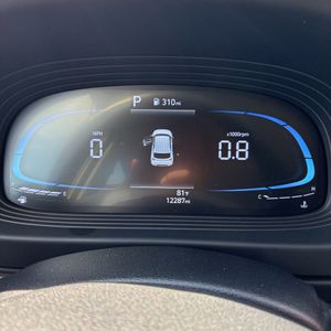 HYUNDAI VENUE SEL - 5