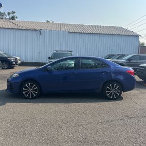 2017 Toyota COROLLA SE 照片 3