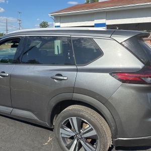 2026 Nissan ROGUE SL 照片 6